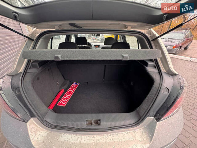 Опель Астра 2009 в Каменское - Днепродзержинск на Automoto.ua Серый Опель Астра, объемом двигателя 1.4 л и пробегом 191 тыс. км за 5900 $, фото 7 на Automoto.ua