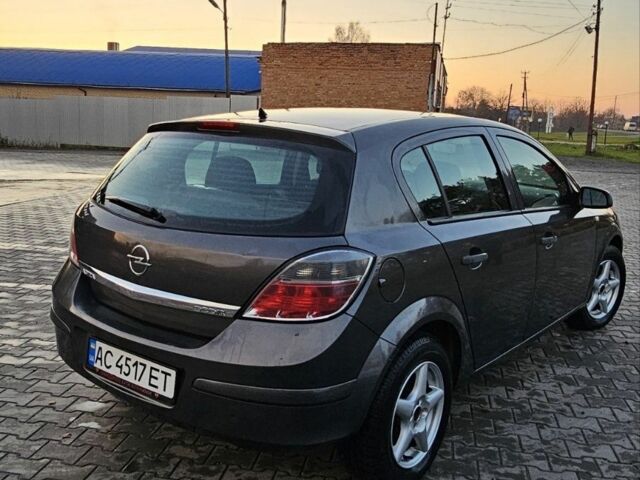 Серый Опель Астра, объемом двигателя 1.4 л и пробегом 191 тыс. км за 3700 $, фото 1 на Automoto.ua