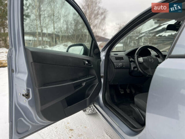 Сірий Опель Астра, об'ємом двигуна 1.4 л та пробігом 281 тис. км за 3200 $, фото 15 на Automoto.ua
