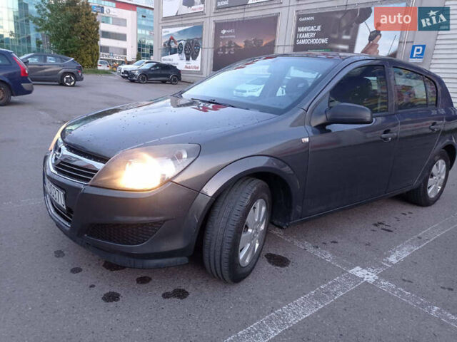 Сірий Опель Астра, об'ємом двигуна 1.4 л та пробігом 280 тис. км за 4600 $, фото 1 на Automoto.ua