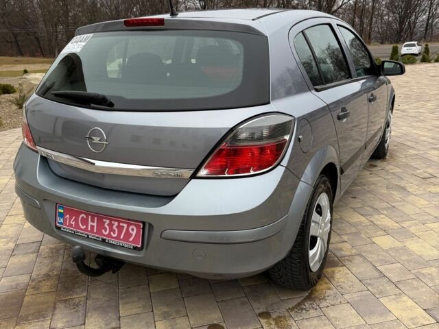 Серый Опель Астра, объемом двигателя 1.4 л и пробегом 205 тыс. км за 4400 $, фото 8 на Automoto.ua