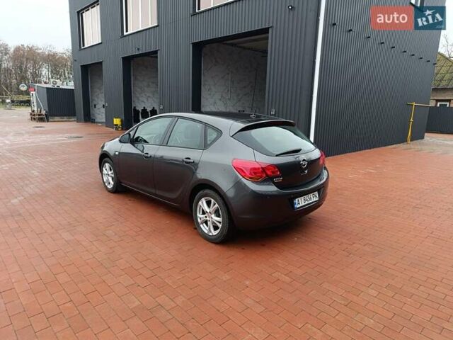 Серый Опель Астра, объемом двигателя 1.6 л и пробегом 141 тыс. км за 7999 $, фото 28 на Automoto.ua