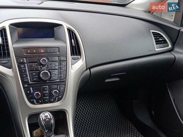 Серый Опель Астра, объемом двигателя 1.6 л и пробегом 141 тыс. км за 7999 $, фото 14 на Automoto.ua