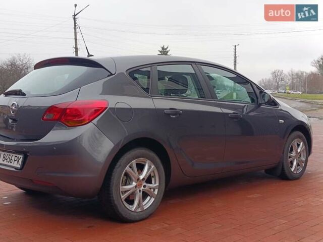 Серый Опель Астра, объемом двигателя 1.6 л и пробегом 141 тыс. км за 7999 $, фото 36 на Automoto.ua