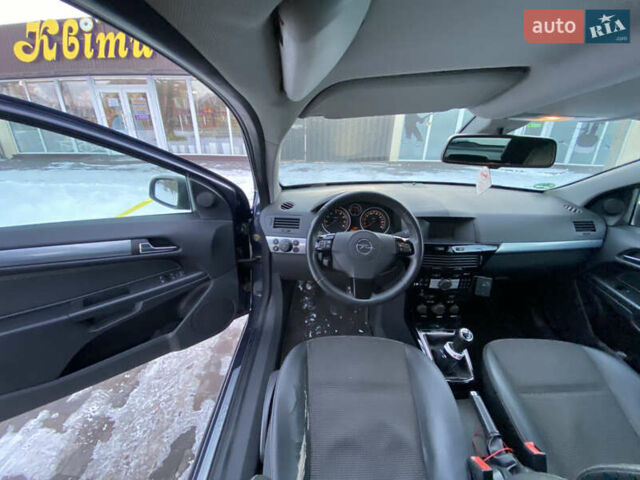 Серый Опель Астра, объемом двигателя 1.4 л и пробегом 270 тыс. км за 5500 $, фото 21 на Automoto.ua