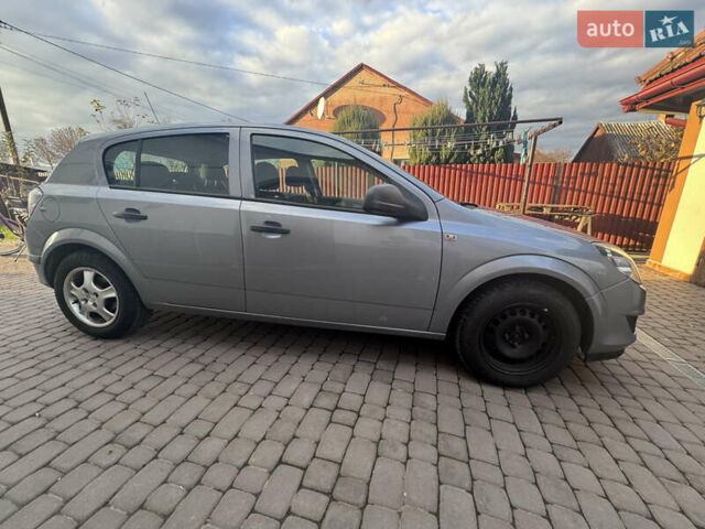 Сірий Опель Астра, об'ємом двигуна 1.36 л та пробігом 280 тис. км за 3900 $, фото 1 на Automoto.ua
