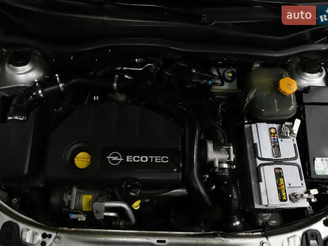 Серый Опель Астра, объемом двигателя 1.7 л и пробегом 144 тыс. км за 5900 $, фото 91 на Automoto.ua