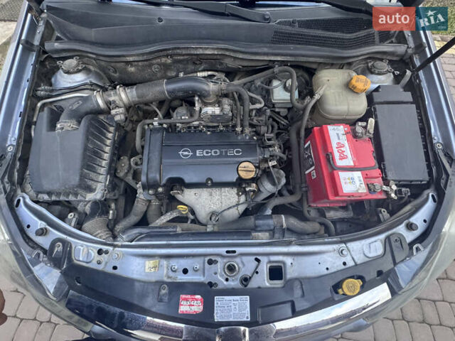 Сірий Опель Астра, об'ємом двигуна 1.36 л та пробігом 280 тис. км за 3900 $, фото 17 на Automoto.ua