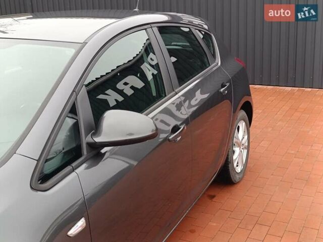 Серый Опель Астра, объемом двигателя 1.6 л и пробегом 141 тыс. км за 7999 $, фото 40 на Automoto.ua