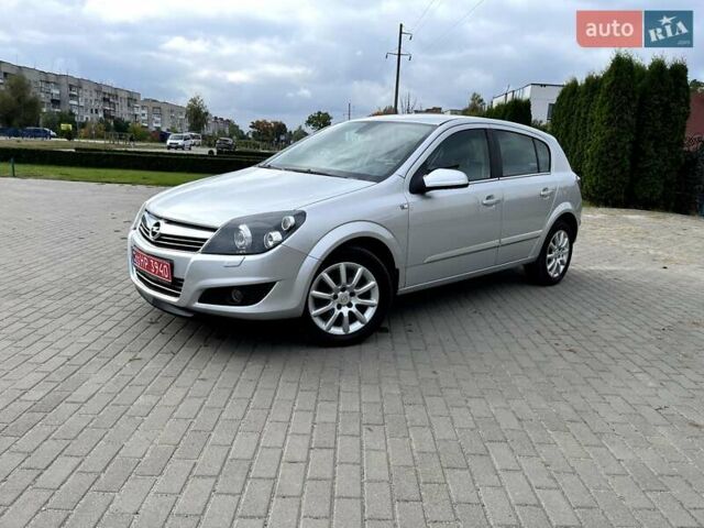 Сірий Опель Астра, об'ємом двигуна 1.6 л та пробігом 201 тис. км за 5850 $, фото 1 на Automoto.ua
