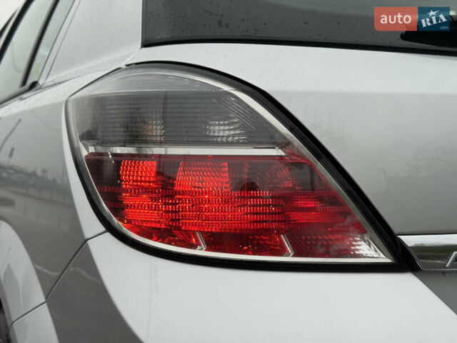 Серый Опель Астра, объемом двигателя 1.6 л и пробегом 51 тыс. км за 6900 $, фото 32 на Automoto.ua