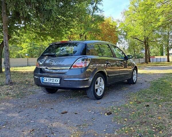 Сірий Опель Астра, об'ємом двигуна 1.6 л та пробігом 224 тис. км за 5900 $, фото 16 на Automoto.ua