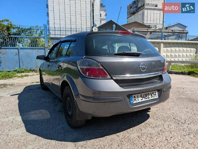 Опель Астра 2009 в Киеве на Automoto.ua Серый Опель Астра, объемом двигателя 1.25 л и пробегом 380 тыс. км за 4700 $, фото 10 на Automoto.ua