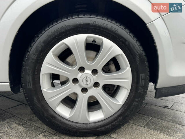 Серый Опель Астра, объемом двигателя 1.6 л и пробегом 51 тыс. км за 6900 $, фото 21 на Automoto.ua