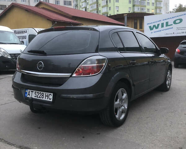 Сірий Опель Астра, об'ємом двигуна 1.69 л та пробігом 225 тис. км за 6100 $, фото 5 на Automoto.ua