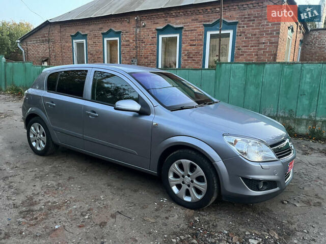 Серый Опель Астра, объемом двигателя 1.6 л и пробегом 144 тыс. км за 6350 $, фото 2 на Automoto.ua