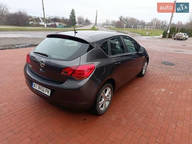 Серый Опель Астра, объемом двигателя 1.6 л и пробегом 141 тыс. км за 7999 $, фото 34 на Automoto.ua