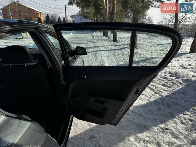 Серый Опель Астра, объемом двигателя 1.36 л и пробегом 220 тыс. км за 4700 $, фото 11 на Automoto.ua