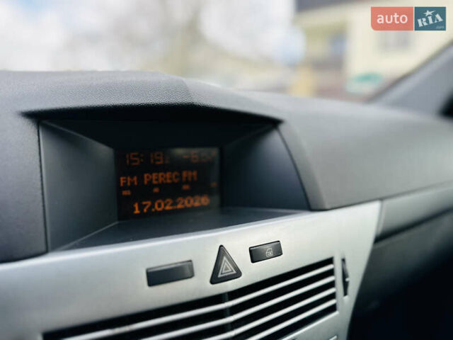 Серый Опель Астра, объемом двигателя 1.4 л и пробегом 221 тыс. км за 5499 $, фото 18 на Automoto.ua