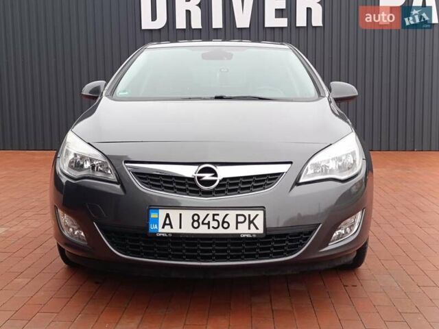 Серый Опель Астра, объемом двигателя 1.6 л и пробегом 141 тыс. км за 7999 $, фото 25 на Automoto.ua