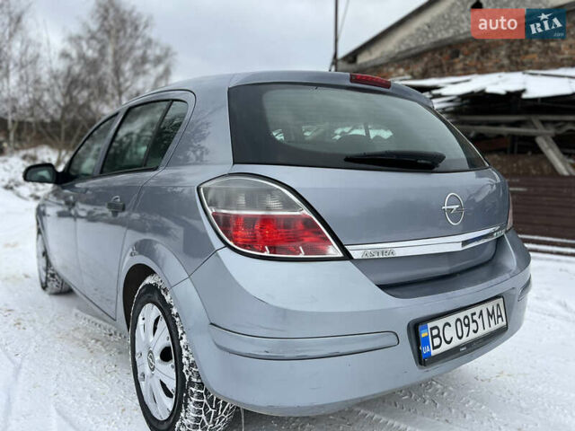 Сірий Опель Астра, об'ємом двигуна 1.4 л та пробігом 281 тис. км за 3200 $, фото 7 на Automoto.ua