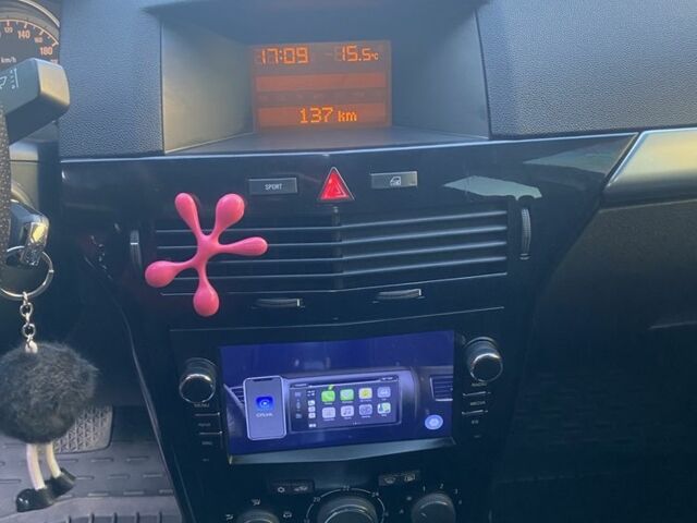 Серый Опель Астра, объемом двигателя 1.6 л и пробегом 263 тыс. км за 5500 $, фото 18 на Automoto.ua