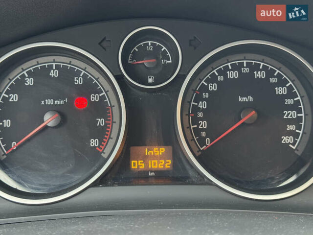 Серый Опель Астра, объемом двигателя 1.6 л и пробегом 51 тыс. км за 6900 $, фото 57 на Automoto.ua