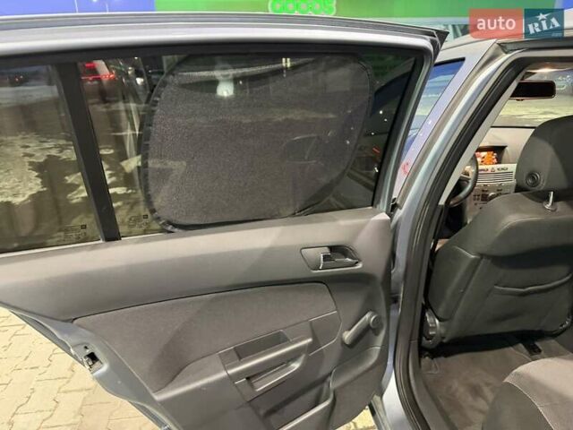 Серый Опель Астра, объемом двигателя 1.8 л и пробегом 180 тыс. км за 6290 $, фото 21 на Automoto.ua