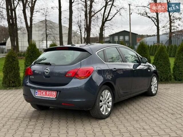 Серый Опель Астра, объемом двигателя 1.6 л и пробегом 144 тыс. км за 6500 $, фото 3 на Automoto.ua