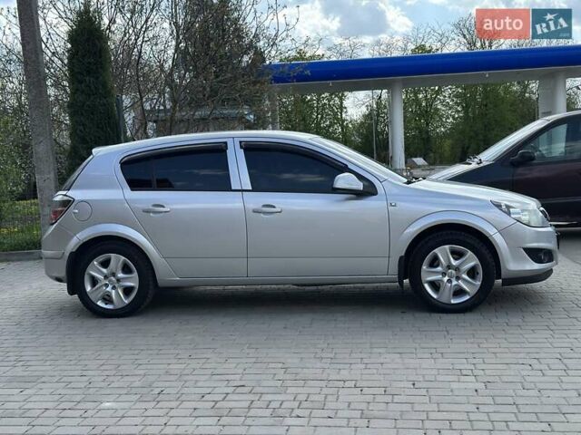 Серый Опель Астра, объемом двигателя 1.4 л и пробегом 178 тыс. км за 5500 $, фото 8 на Automoto.ua