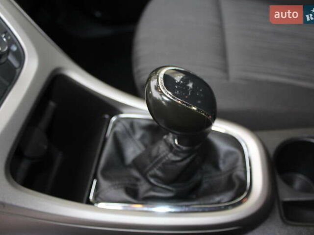 Серый Опель Астра, объемом двигателя 1.6 л и пробегом 193 тыс. км за 5890 $, фото 63 на Automoto.ua