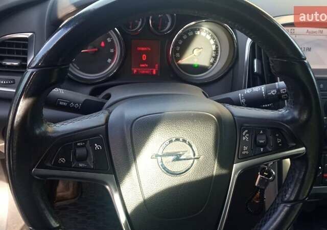 Опель Астра 2010 у Івано-Франківську на Automoto.ua Сірий Опель Астра, об'ємом двигуна 1.6 л та пробігом 129 тис. км за 8400 $, фото 6 на Automoto.ua