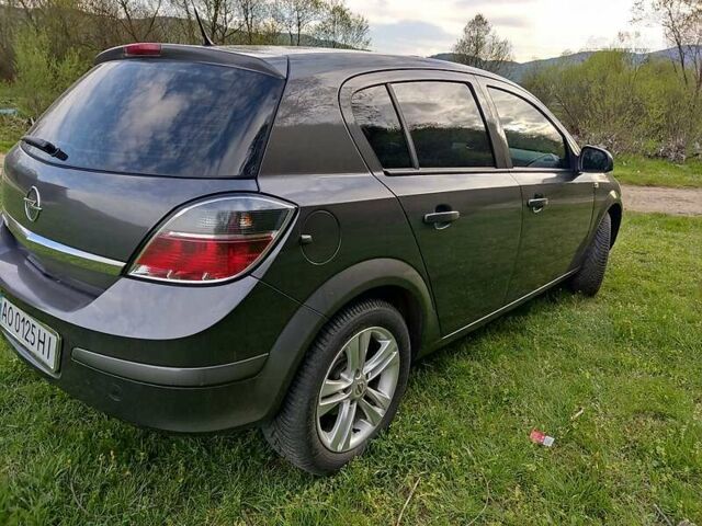 Опель Астра 2010 в Ужгороде на Automoto.ua Серый Опель Астра, объемом двигателя 1.4 л и пробегом 172 тыс. км за 5300 $, фото 12 на Automoto.ua