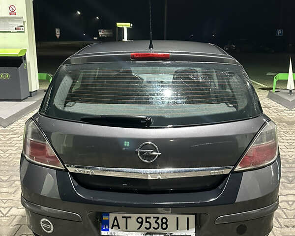 Серый Опель Астра, объемом двигателя 1.25 л и пробегом 303 тыс. км за 3500 $, фото 10 на Automoto.ua