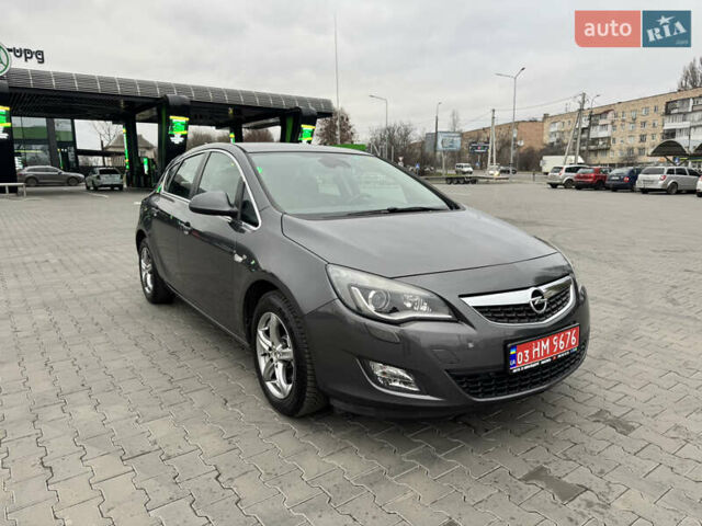Сірий Опель Астра, об'ємом двигуна 1.6 л та пробігом 190 тис. км за 8200 $, фото 6 на Automoto.ua