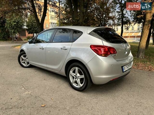 Сірий Опель Астра, об'ємом двигуна 1.69 л та пробігом 275 тис. км за 6300 $, фото 4 на Automoto.ua