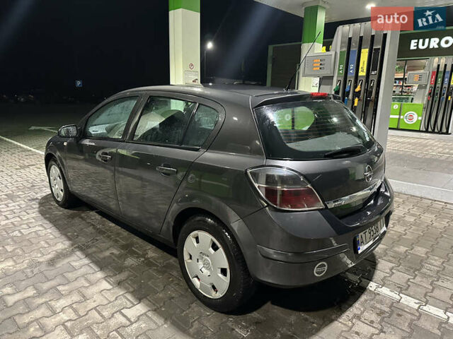 Серый Опель Астра, объемом двигателя 1.25 л и пробегом 303 тыс. км за 3500 $, фото 9 на Automoto.ua