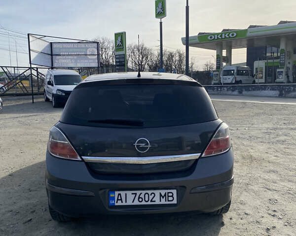 Серый Опель Астра, объемом двигателя 1.6 л и пробегом 247 тыс. км за 5800 $, фото 5 на Automoto.ua