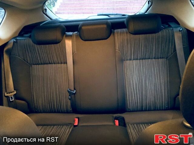 Серый Опель Астра, объемом двигателя 1.6 л и пробегом 250 тыс. км за 8000 $, фото 3 на Automoto.ua