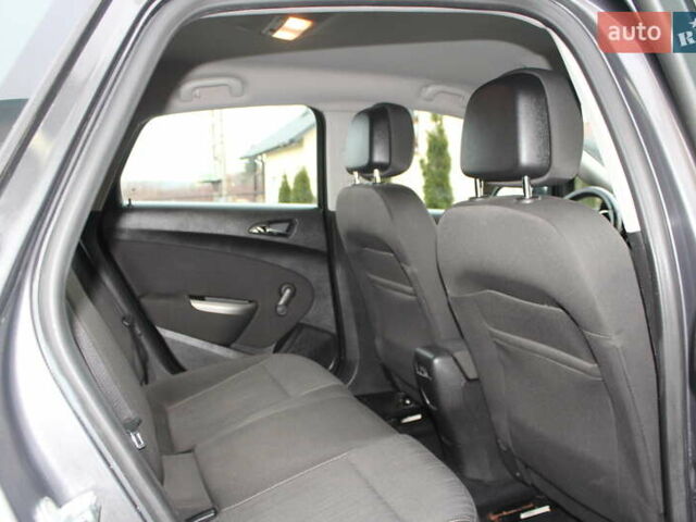 Серый Опель Астра, объемом двигателя 1.6 л и пробегом 193 тыс. км за 5890 $, фото 83 на Automoto.ua