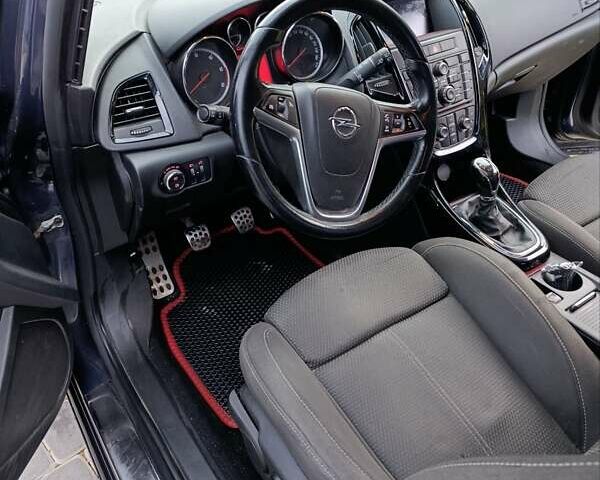 Сірий Опель Астра, об'ємом двигуна 1.7 л та пробігом 286 тис. км за 5300 $, фото 28 на Automoto.ua