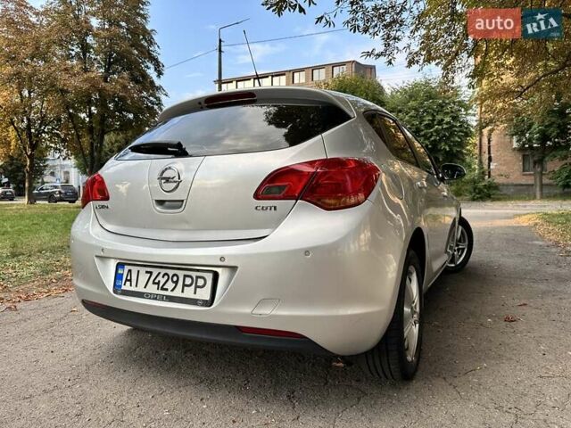 Сірий Опель Астра, об'ємом двигуна 1.69 л та пробігом 275 тис. км за 6300 $, фото 3 на Automoto.ua