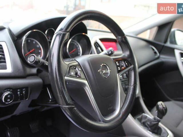 Серый Опель Астра, объемом двигателя 1.6 л и пробегом 193 тыс. км за 5890 $, фото 58 на Automoto.ua