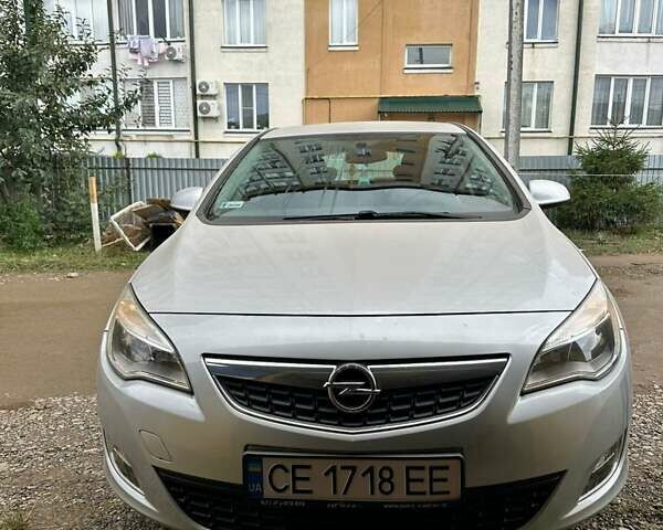 Серый Опель Астра, объемом двигателя 1.4 л и пробегом 138 тыс. км за 8000 $, фото 18 на Automoto.ua