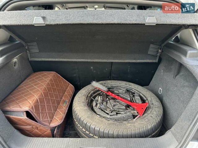 Серый Опель Астра, объемом двигателя 1.4 л и пробегом 178 тыс. км за 5500 $, фото 33 на Automoto.ua