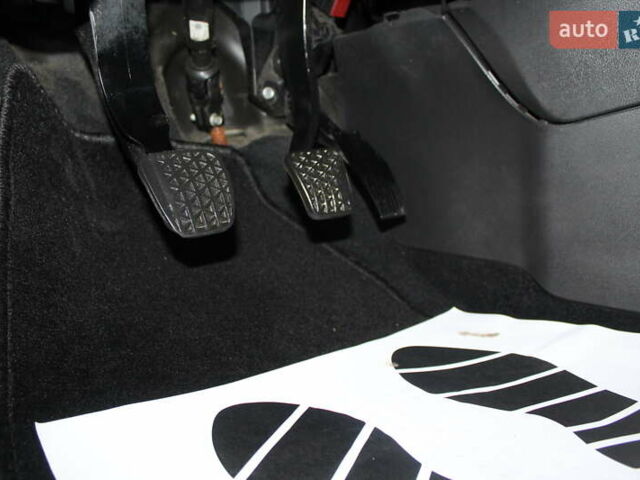 Серый Опель Астра, объемом двигателя 1.6 л и пробегом 193 тыс. км за 5890 $, фото 59 на Automoto.ua