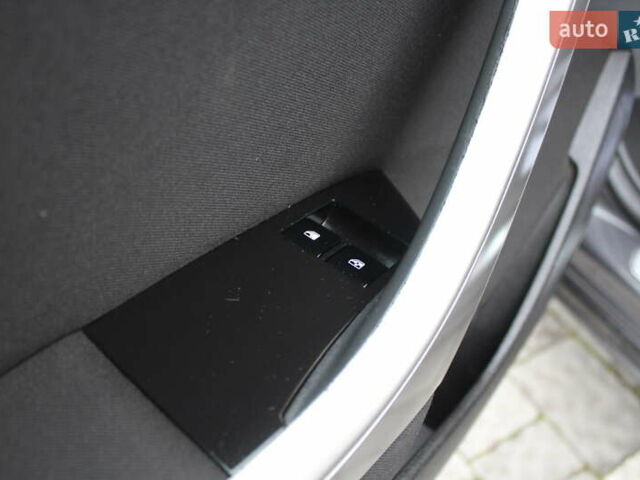 Серый Опель Астра, объемом двигателя 1.6 л и пробегом 193 тыс. км за 5890 $, фото 74 на Automoto.ua