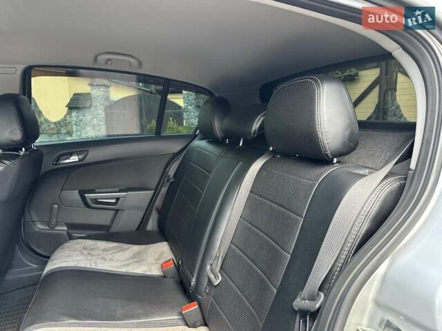 Серый Опель Астра, объемом двигателя 1.4 л и пробегом 178 тыс. км за 5500 $, фото 32 на Automoto.ua