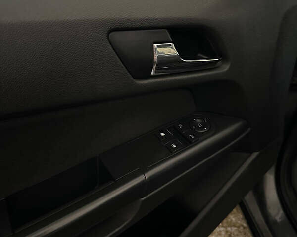 Опель Астра 2010 в Коломые на Automoto.ua Серый Опель Астра, объемом двигателя 1.25 л и пробегом 302 тыс. км за 4800 $, фото 4 на Automoto.ua