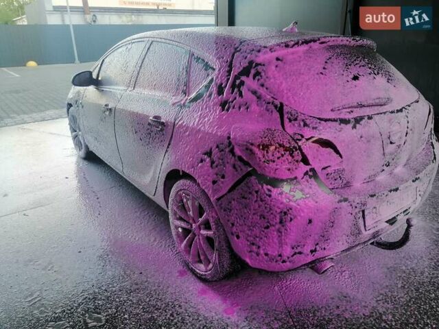 Сірий Опель Астра, об'ємом двигуна 1.4 л та пробігом 245 тис. км за 6400 $, фото 4 на Automoto.ua